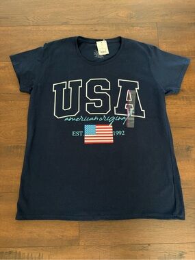 Zoe + Liv Navy USA Graphic Short Sleeve Tee